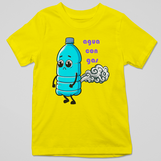 Camiseta "Agua con Gas" - ¡Lleva el humor burbujeante a donde vayas!

Si eres de los que disfrutan con el humor visual y las bromas ingeniosas, la camiseta "Agua con Gas" es perfecta para ti. Con un diseño simpático que hará reír a cualquiera, esta camiseta se convertirá en tu favorita para cualquier ocasión casual. Ideal para quienes aman las bebidas con burbujas y, por supuesto, las risas.

Características de la camiseta:
100% algodón, suave y ligera, ideal para el día a día.
Divertido diseño que muestra 