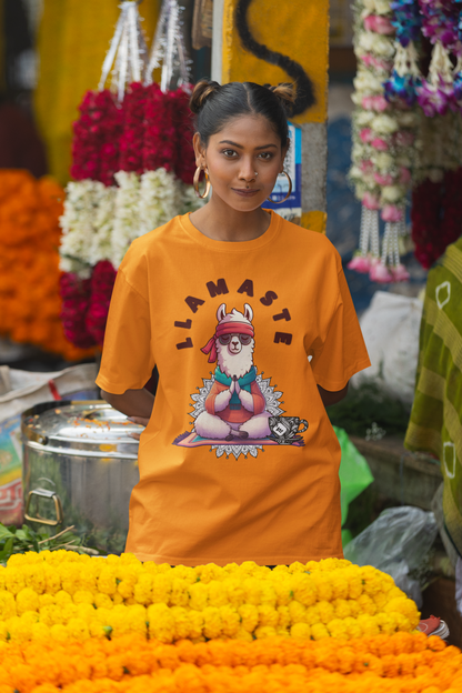 Camiseta divertida y original Llamaste - Parodia de namasté con una llama tomando té