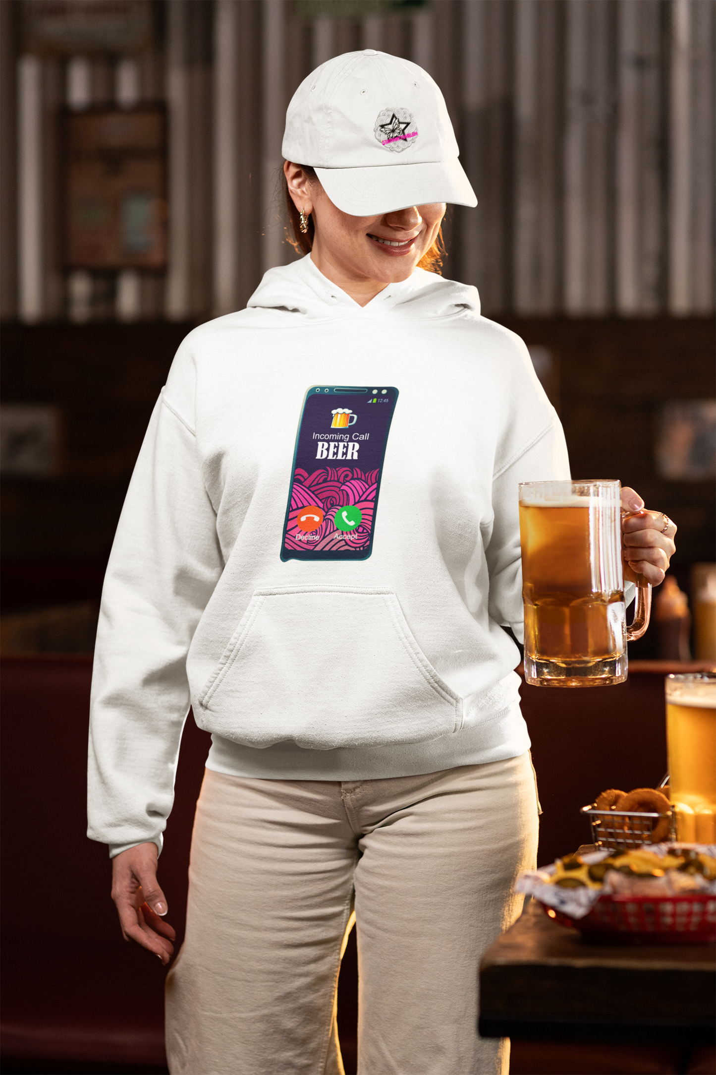 Sudadera "Incoming Call: Beer": ¡La Llamada que No Puedes Ignorar!