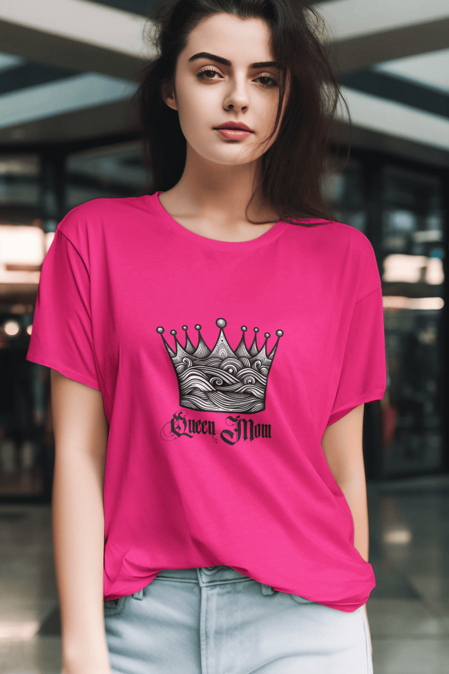 Camiseta Queen Mom - ¡Para las Mamás que Brillan como Reinas!